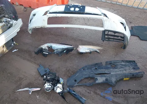 2013 Lexus Rx 450H z USA, uszkodzony, nr VIN JTJBC1BA5D2440279